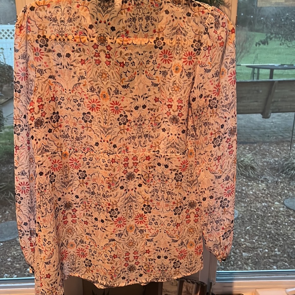 Lauren Conrad Sheer Floral Blouse Size S - Picture 5 of 6